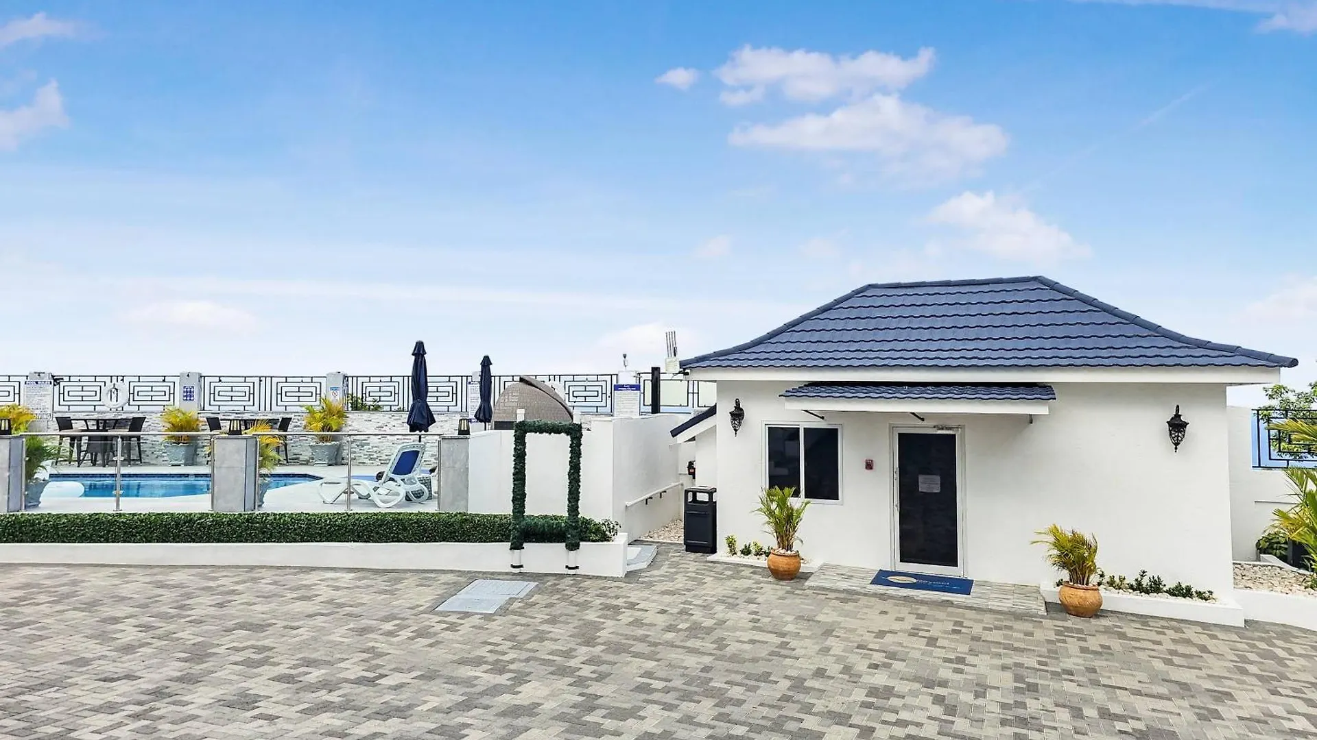 Hospitality Expert Bts 10Br Pool Beach Montego Bay