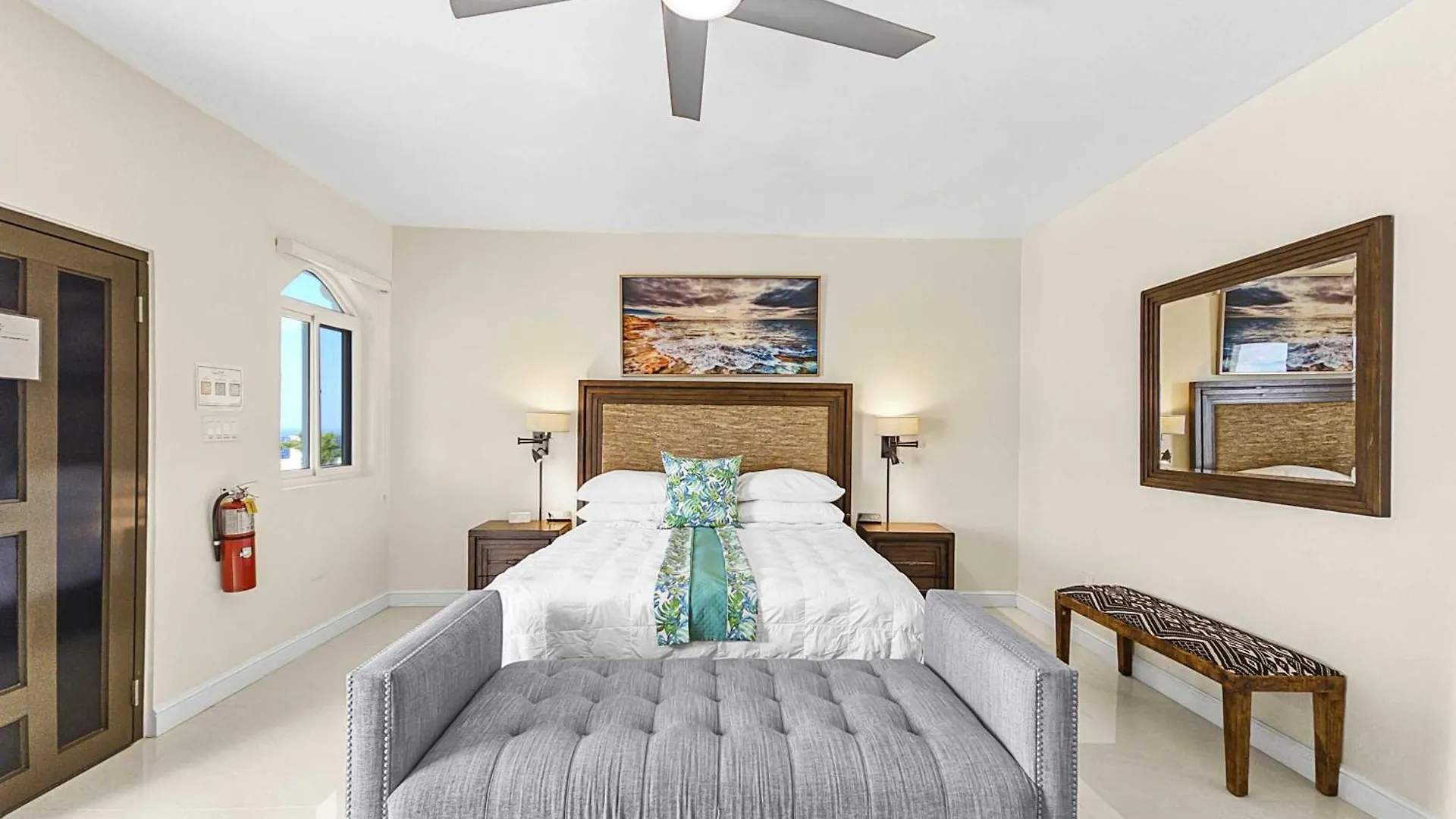Villa Hospitality Expert Bts 10Br Pool Beach Montego Bay