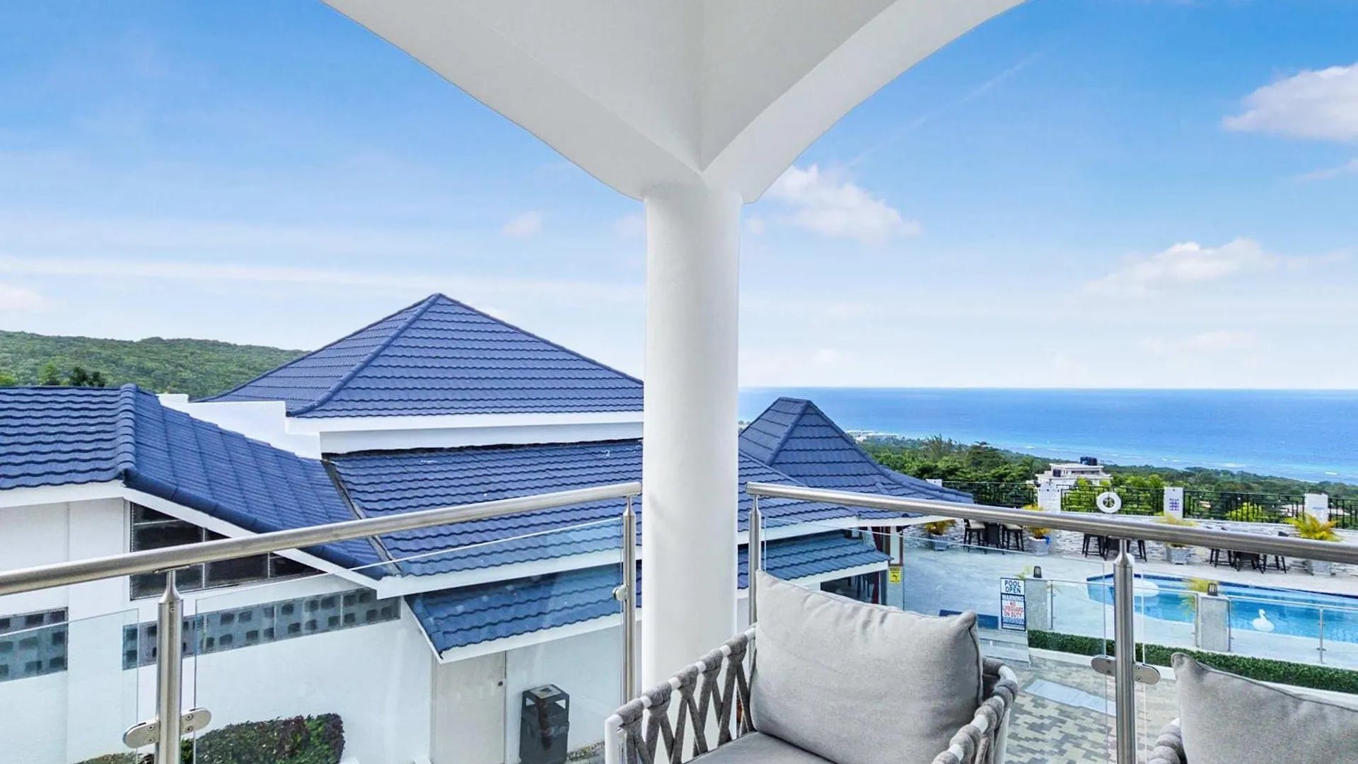 Hospitality Expert Bts 10Br Pool Beach Montego Bay Villa