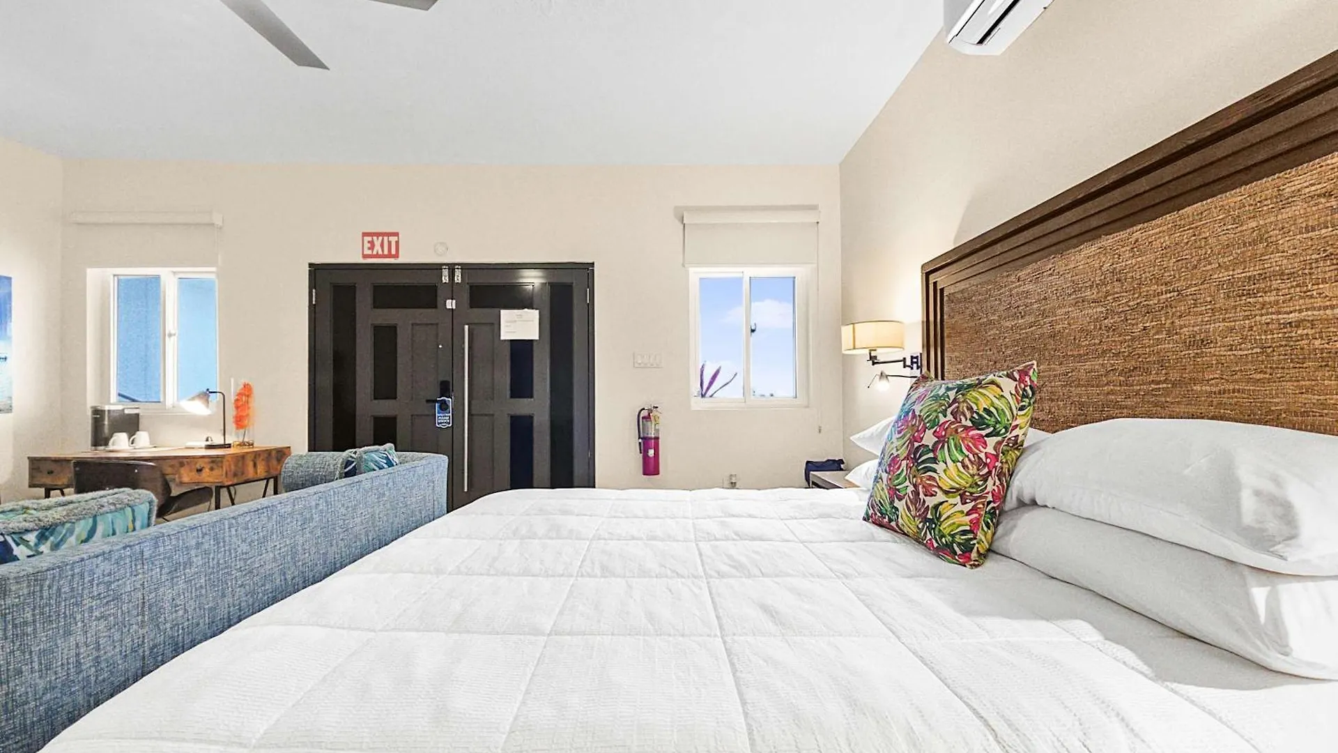 Hospitality Expert Bts 10Br Pool Beach Montego Bay